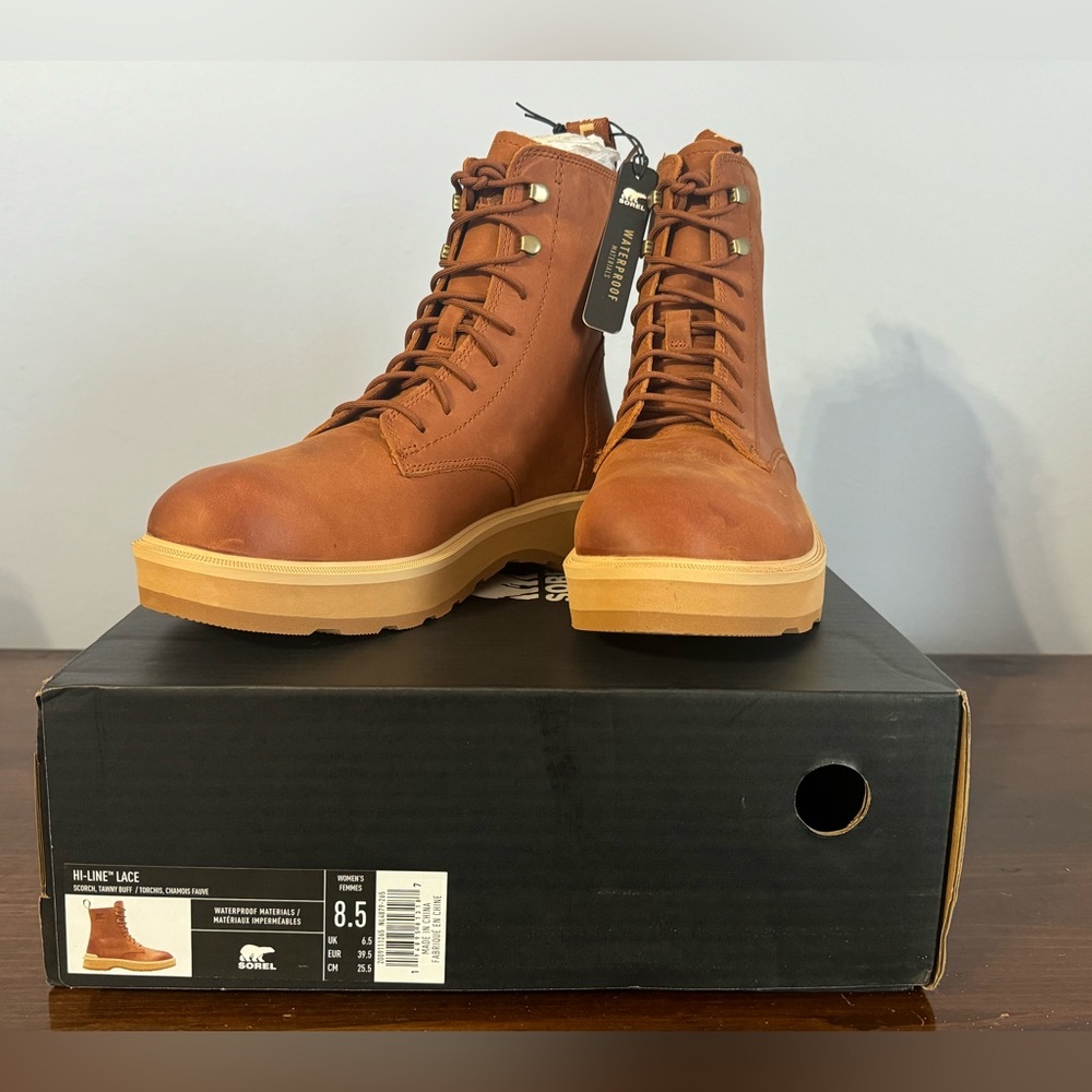 Sorel Hi-Line Lace Women’s Boots